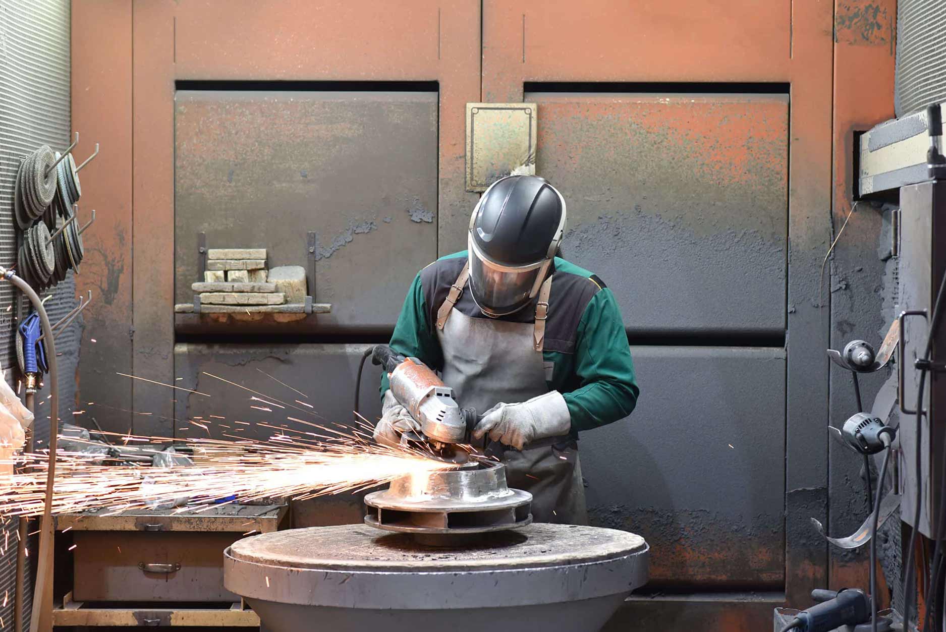 Englau Group: What Is Manufacturing? A Guide for Industrial Buyers and Production Professionals