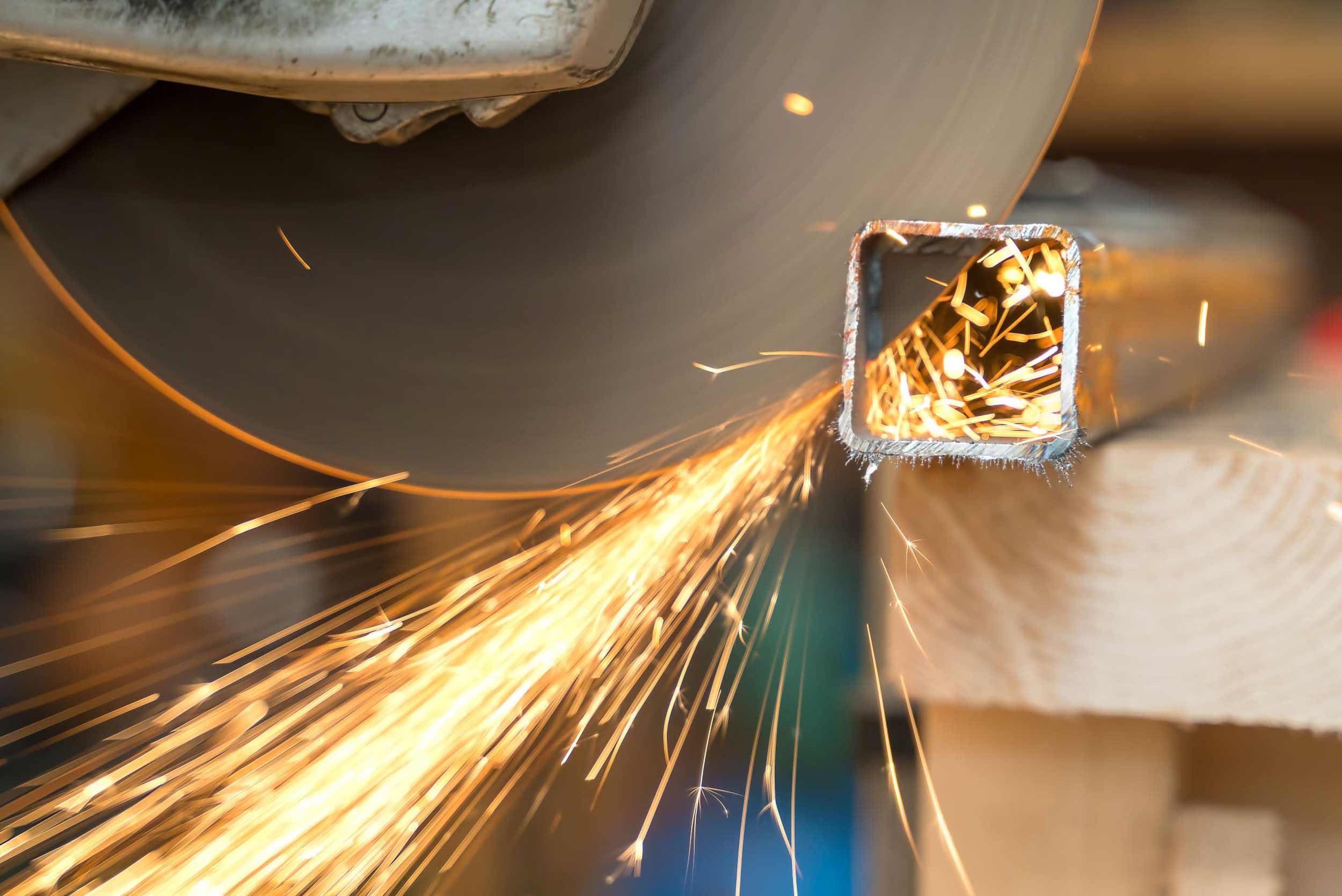 Englau Group: Sheet Metal Fabrication — Processes, Materials, and Abrasive Solutions for Industrial Fabricators